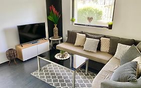 Sarafovo Beach Apartment mit Terrasse