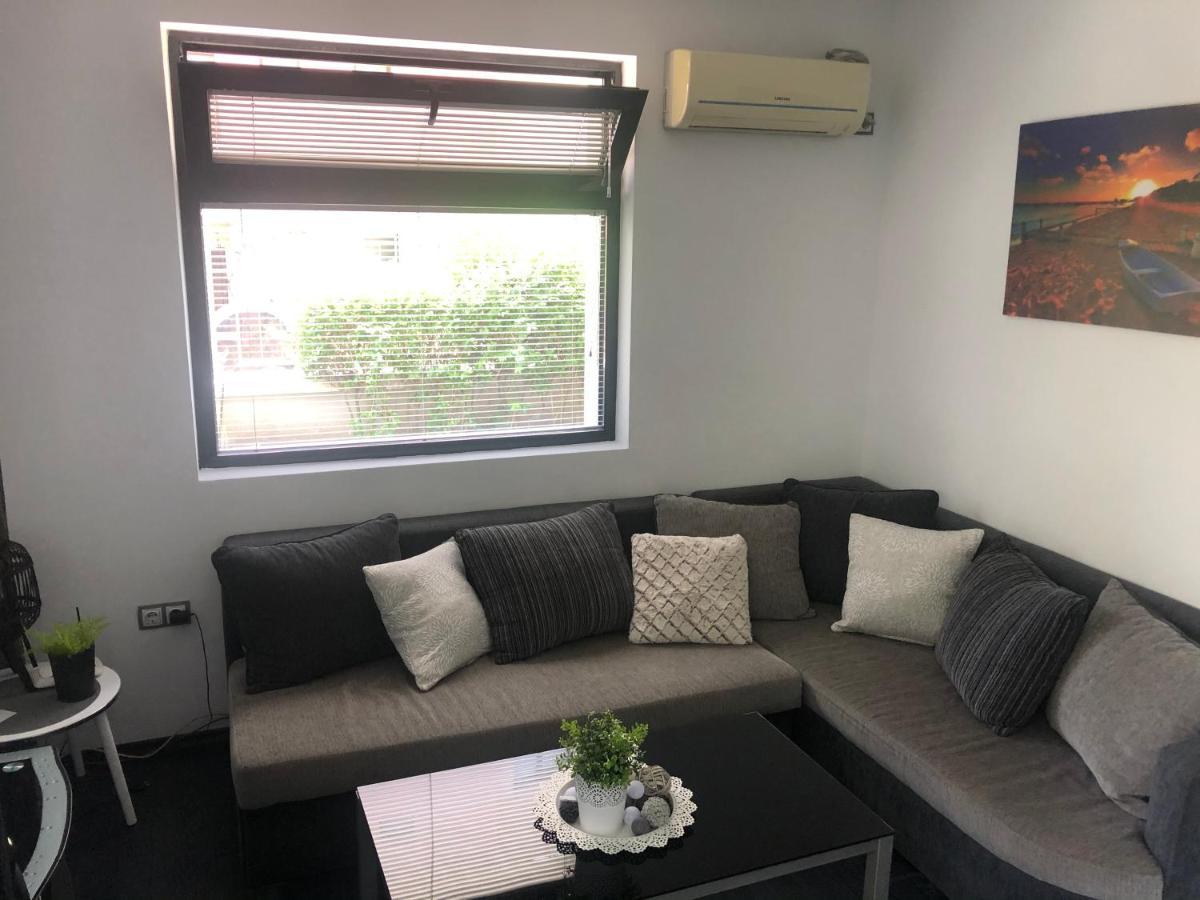 Sarafovo Beach Apartment mit Terrasse Burgas City Exterior foto